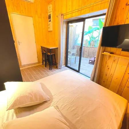 Myinsolite - Cocon Tropical, Jacuzzi, Enigme Apartment *